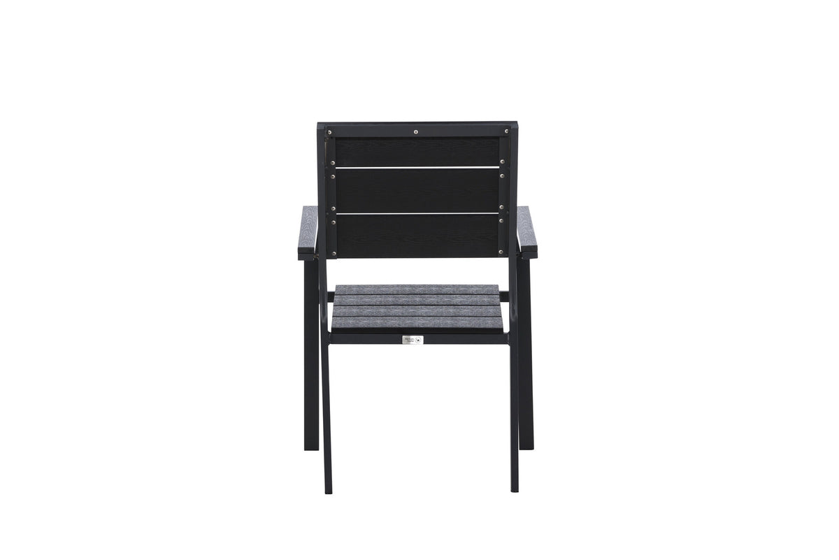 Levels Gartenstuhl in Schwarz präsentiert im Onlineshop von KAQTU Design AG. Gartenstuhl mit Armlehnen ist von Venture Home