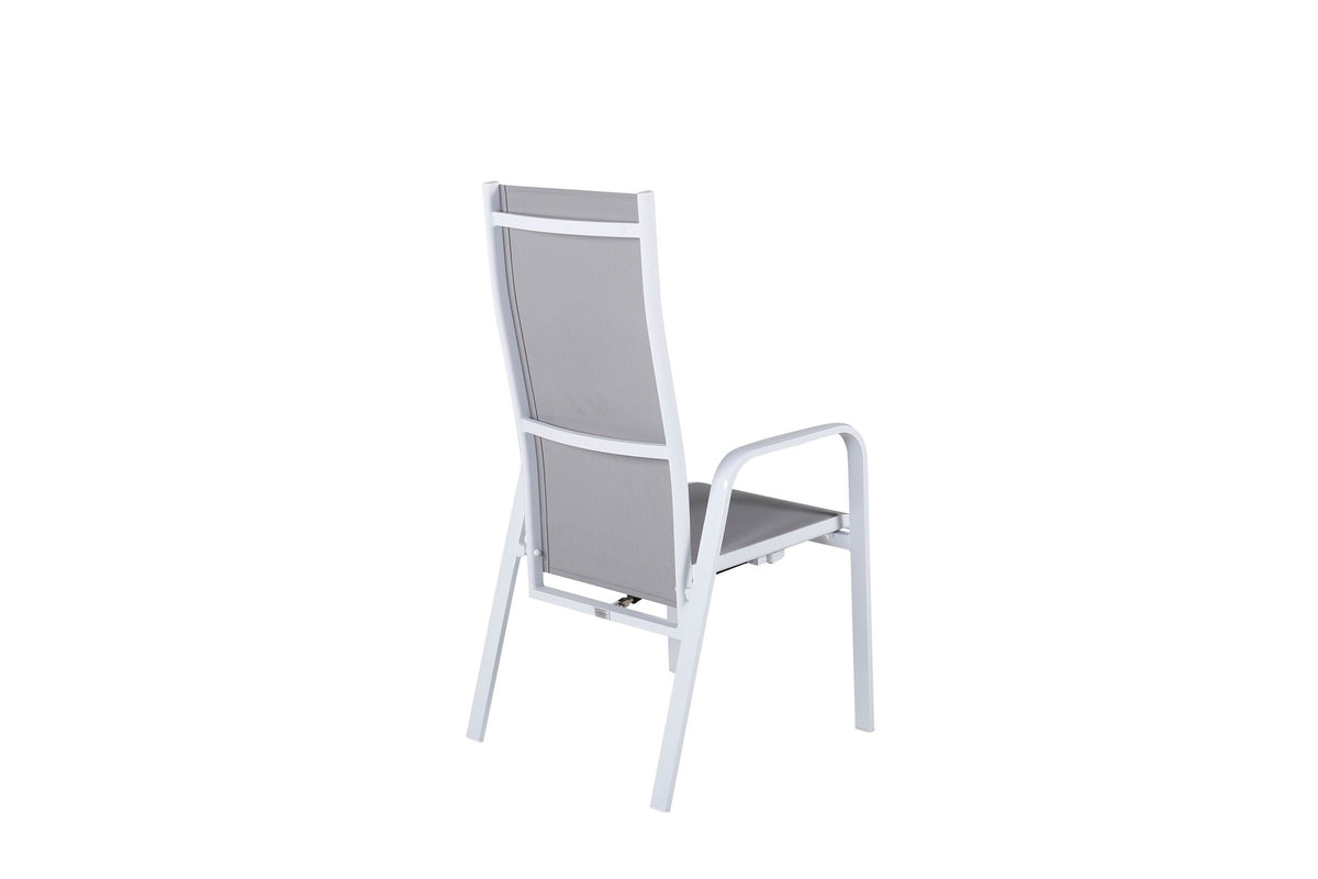 Copacabana Stuhl in Grau präsentiert im Onlineshop von KAQTU Design AG. Gartenstuhl mit Armlehnen ist von Venture Home