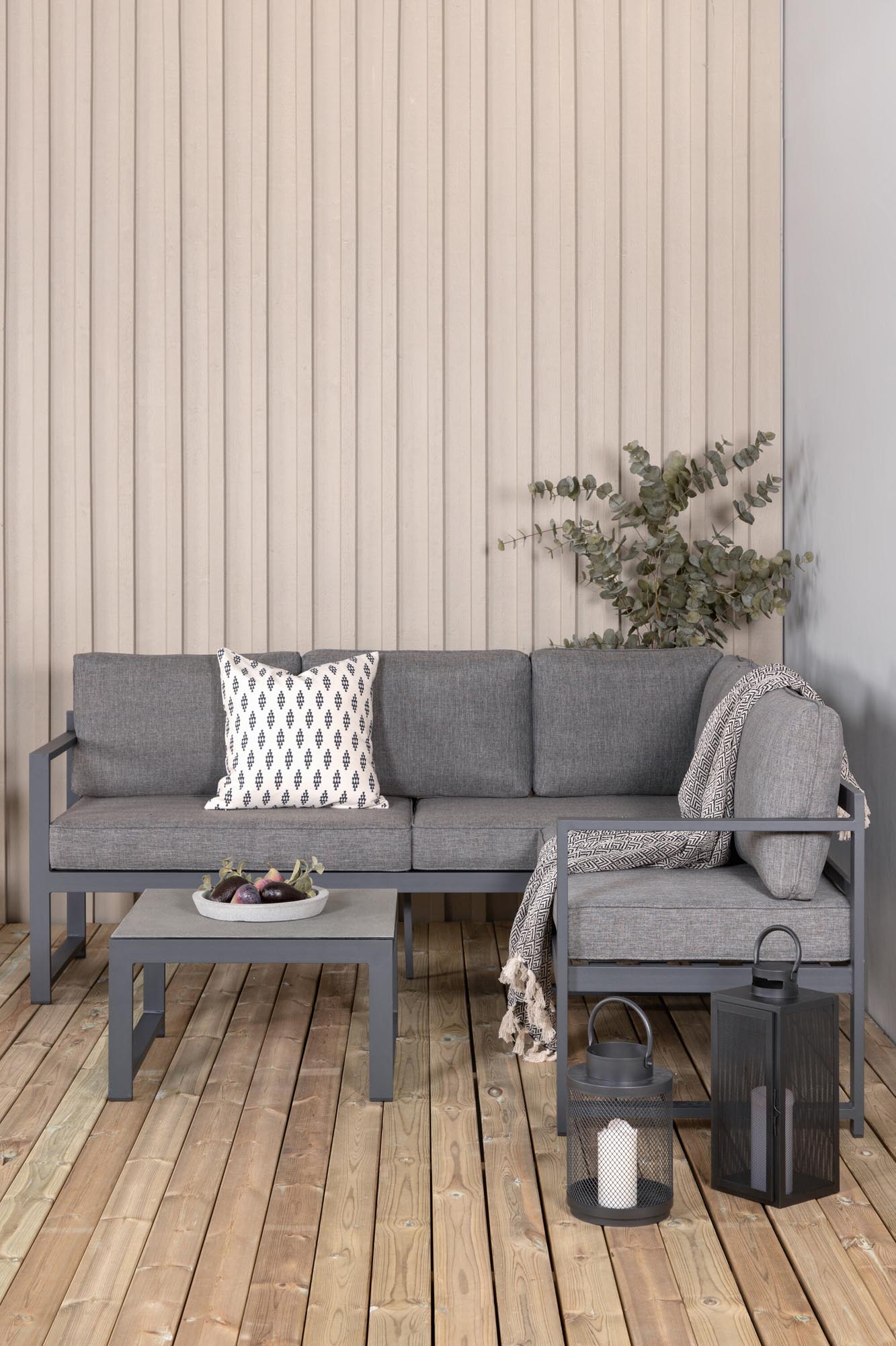 Salvador Ecksofa Outdoorset in Schwarz präsentiert im Onlineshop von KAQTU Design AG. Loungeset ist von Venture Home