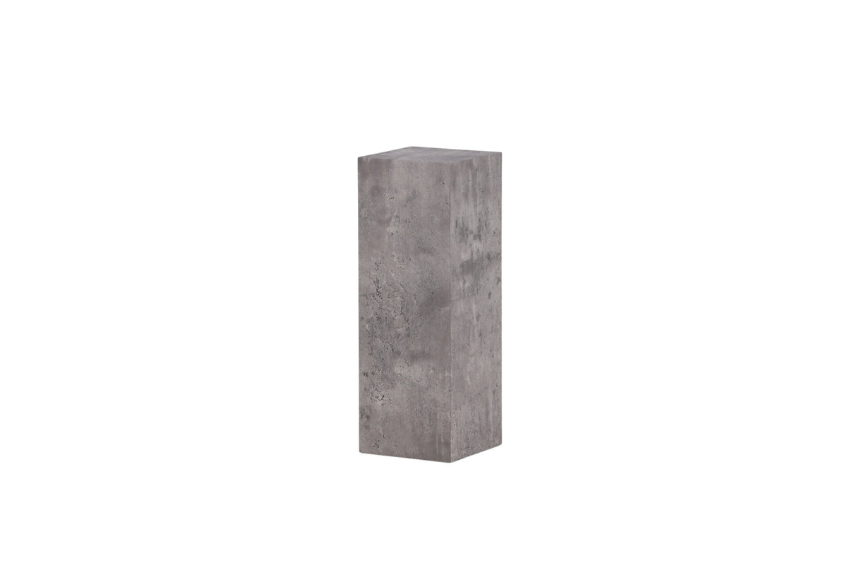 Ramsvik Sockel in Grau präsentiert im Onlineshop von KAQTU Design AG. Beistelltisch ist von Vind