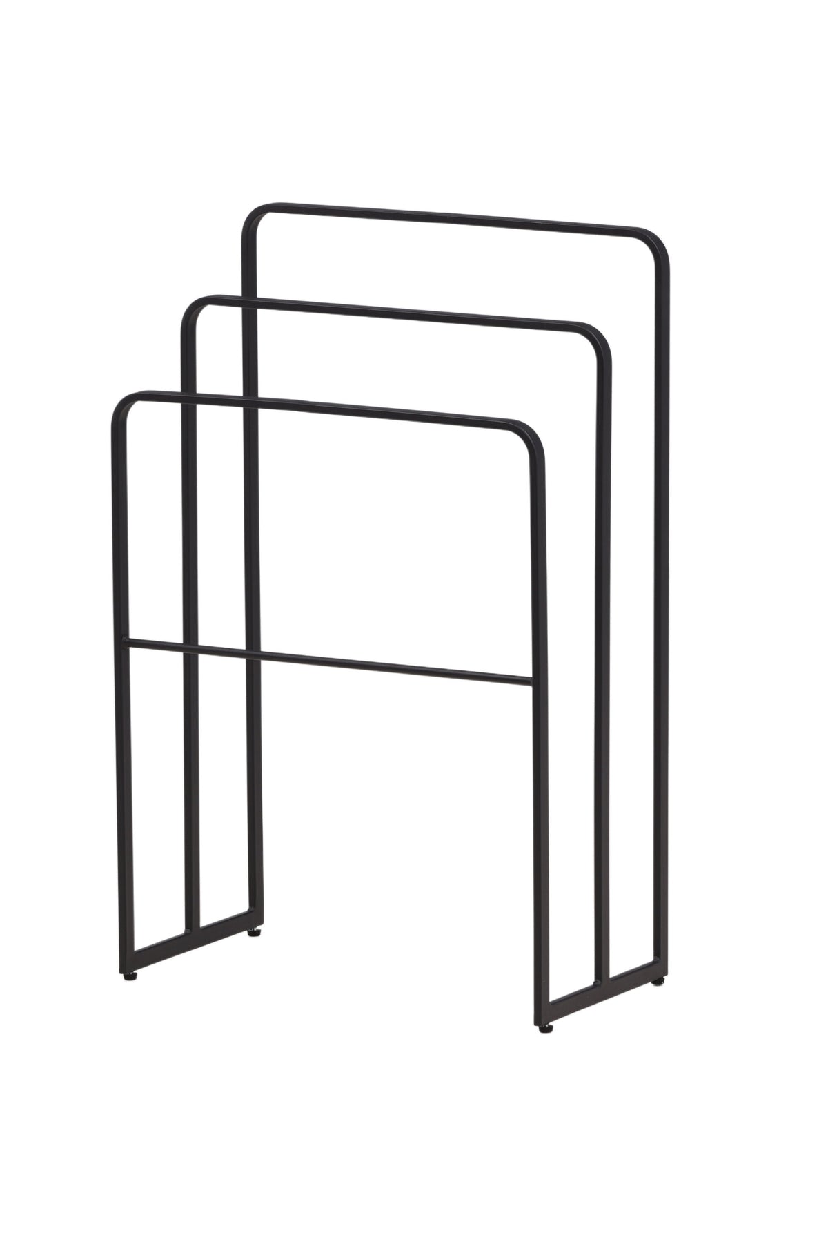 Drammen Kleiderbügel in Schwarz präsentiert im Onlineshop von KAQTU Design AG. Kleiderständer ist von Vind