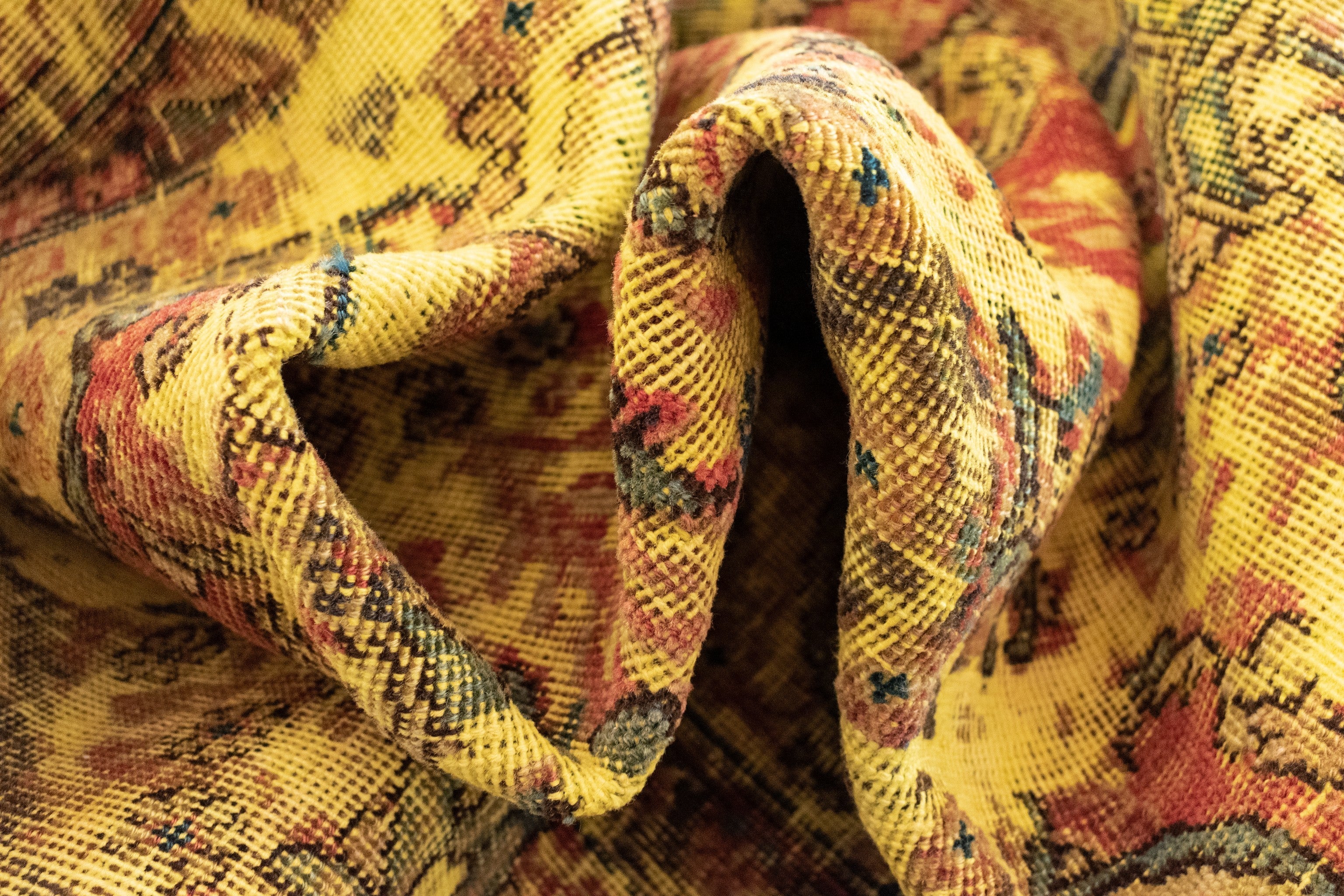 138x189 Vintage Royal in Gelb präsentiert im Onlineshop von KAQTU Design AG. Teppich ist von Vidal