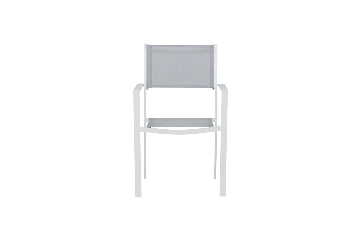 Copacabana Stapelstuhl in Weiss präsentiert im Onlineshop von KAQTU Design AG. Gartenstuhl mit Armlehnen ist von Venture Home