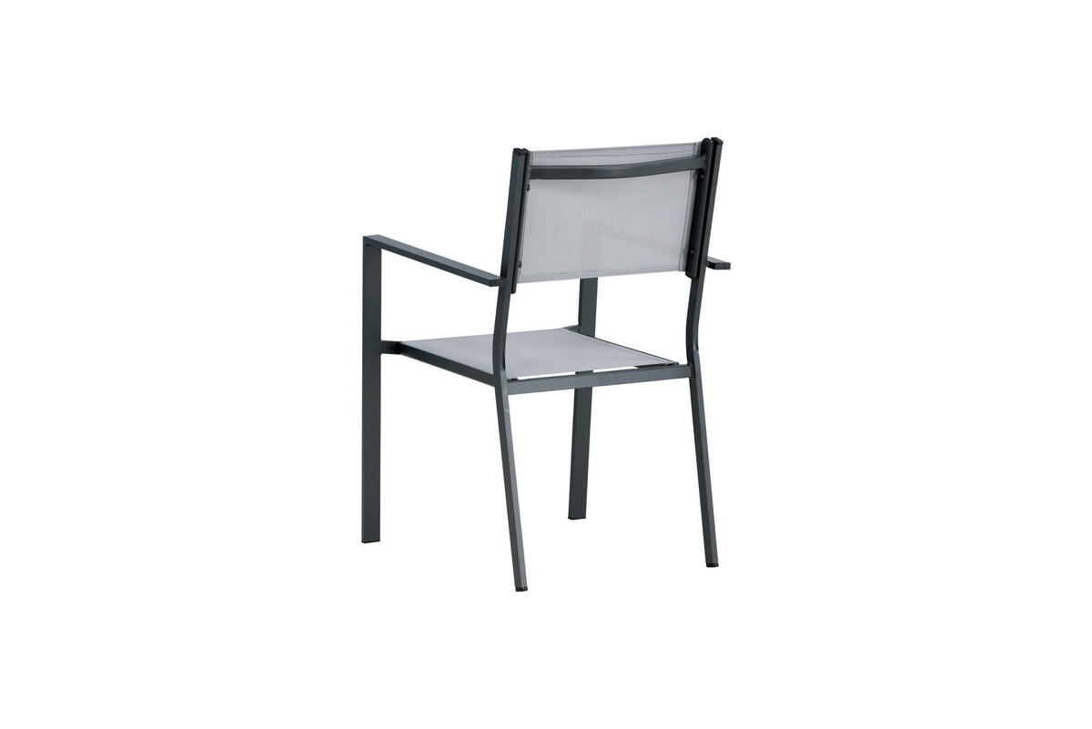 Copacabana Stapelstuhl in Grau präsentiert im Onlineshop von KAQTU Design AG. Gartenstuhl mit Armlehnen ist von Venture Home