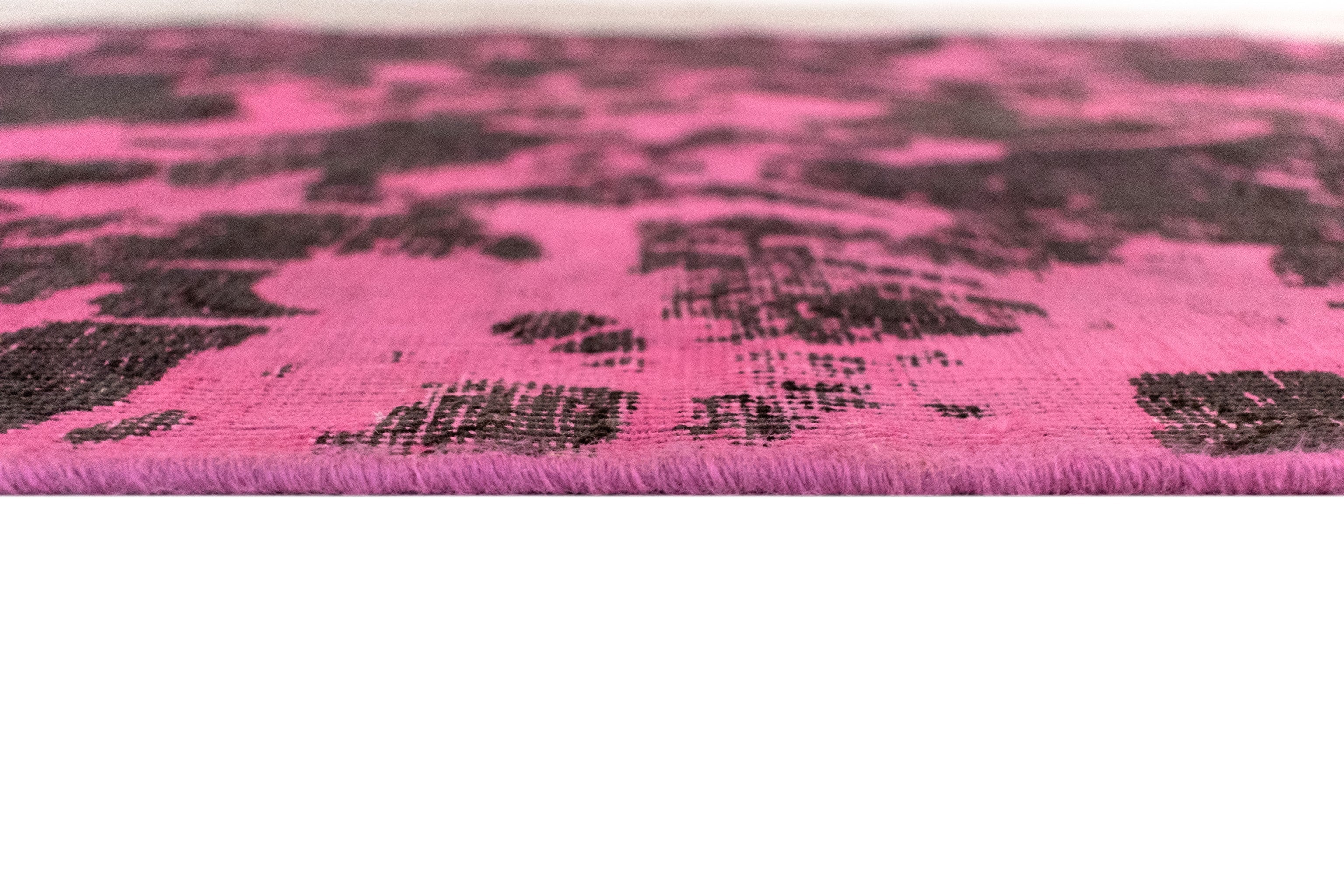 140x134 Vintage Royal in Rosa präsentiert im Onlineshop von KAQTU Design AG. Teppich ist von Vidal