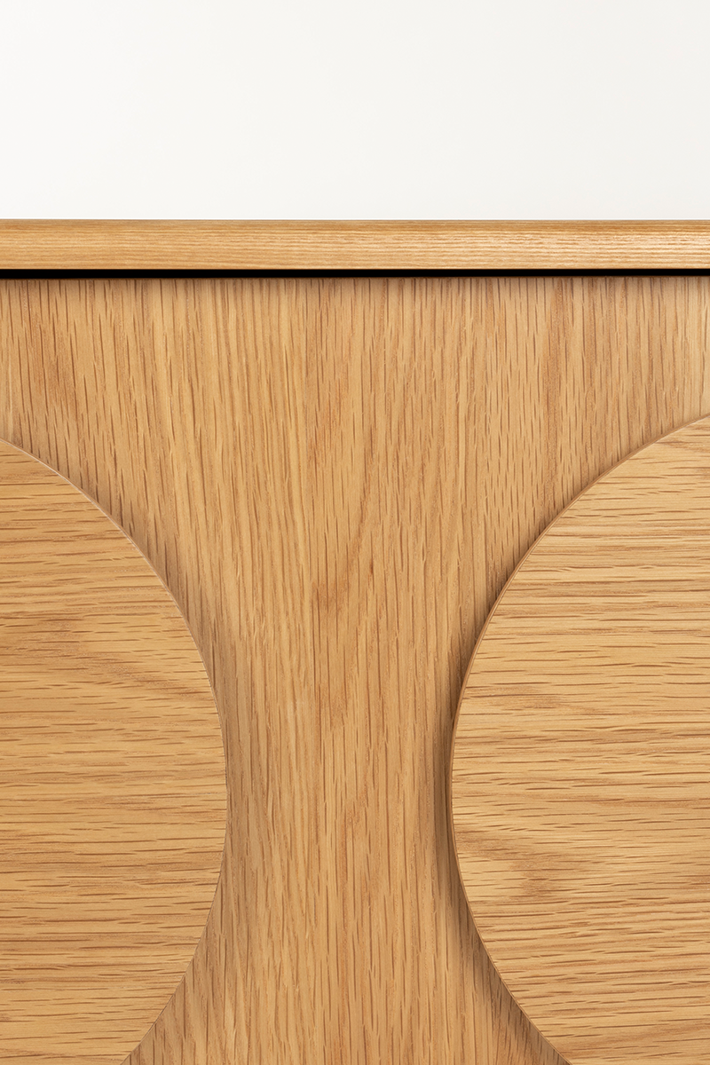 Sideboard Groove 2 Doors in Natural Oak präsentiert im Onlineshop von KAQTU Design AG. Sideboard ist von Zuiver