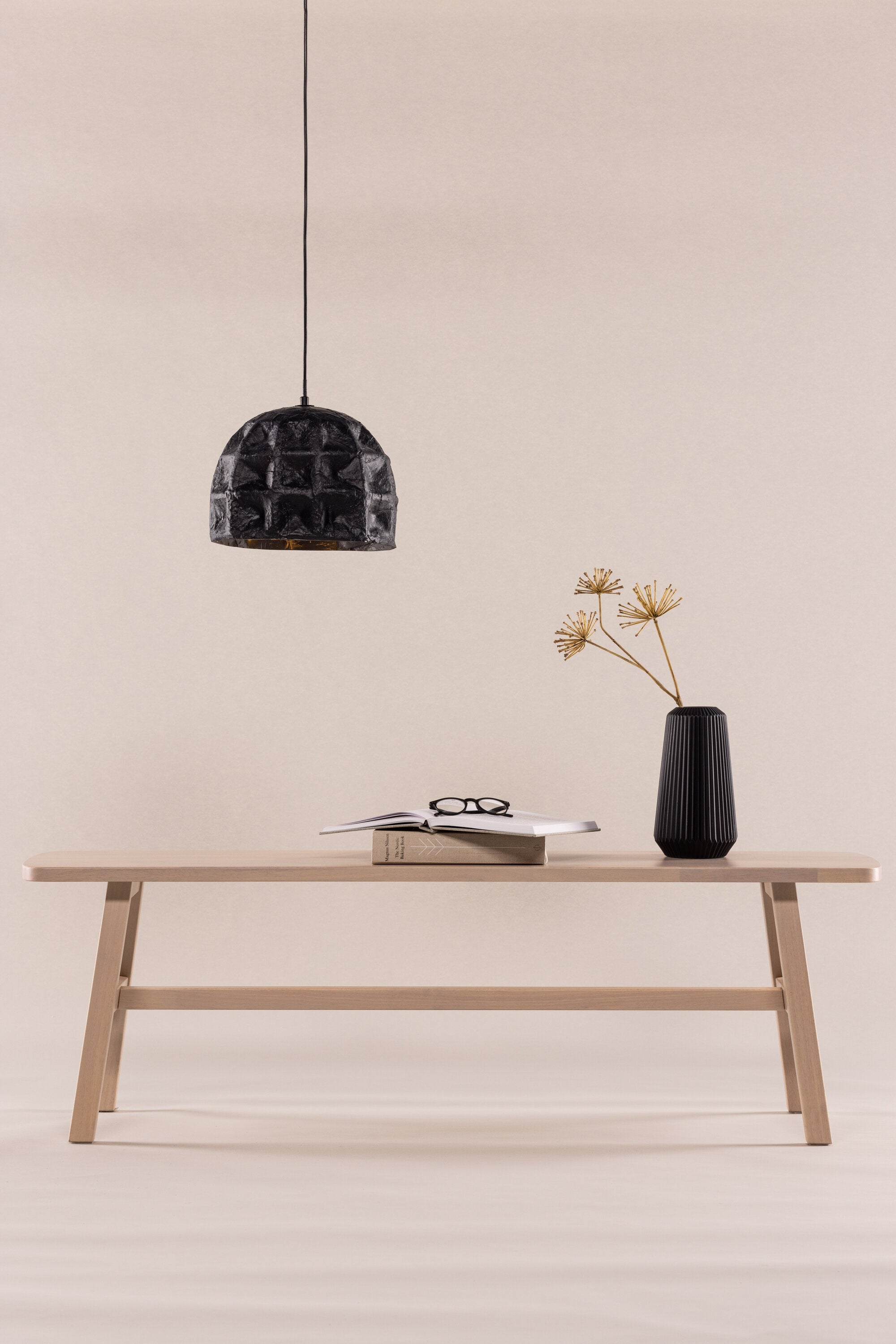 Hälsö Bank in Cremefarben präsentiert im Onlineshop von KAQTU Design AG. Sitzbank ist von Vind