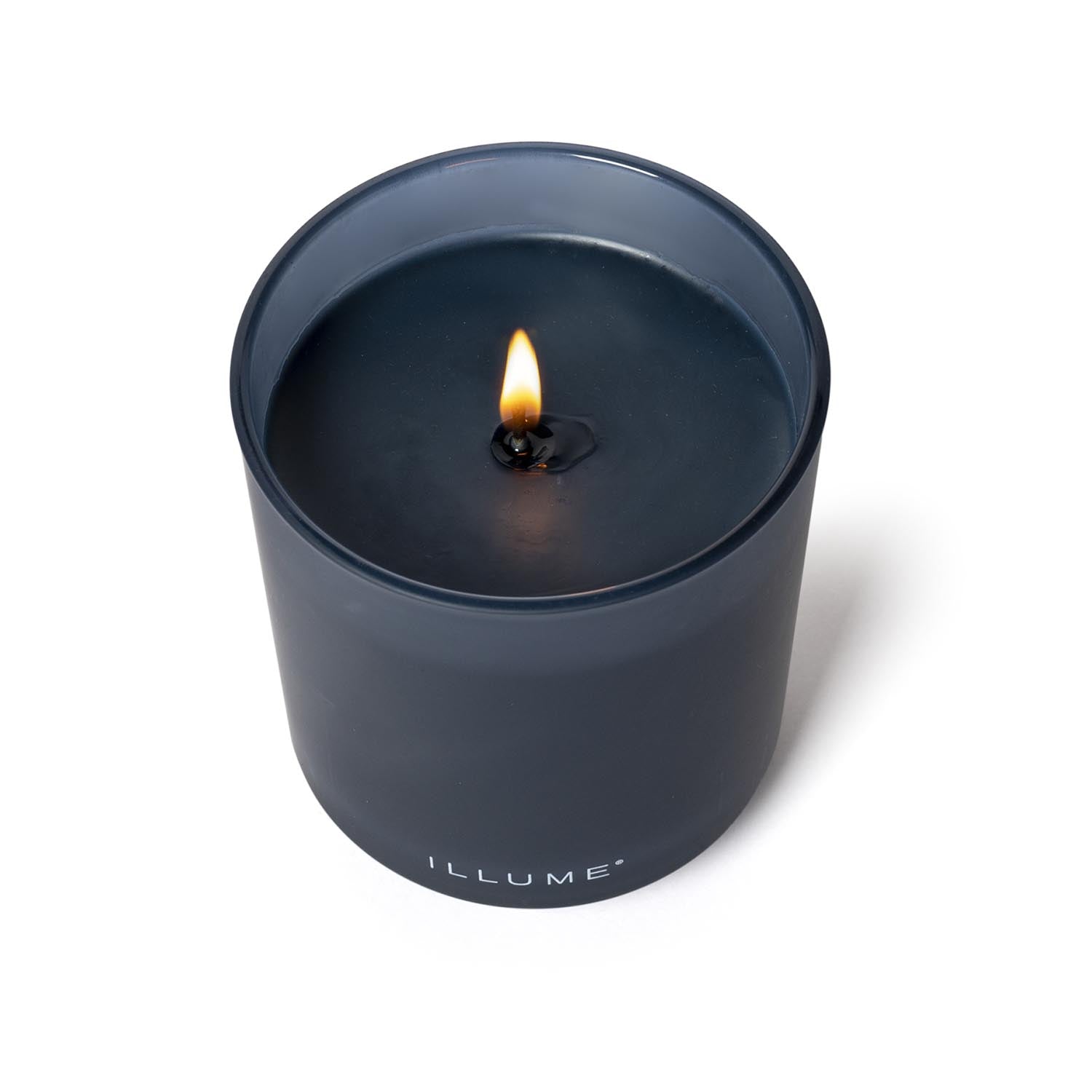 Hidden Lake Box Glass Candle, Blau, in Blau präsentiert im Onlineshop von KAQTU Design AG. Duftkerze ist von Illume