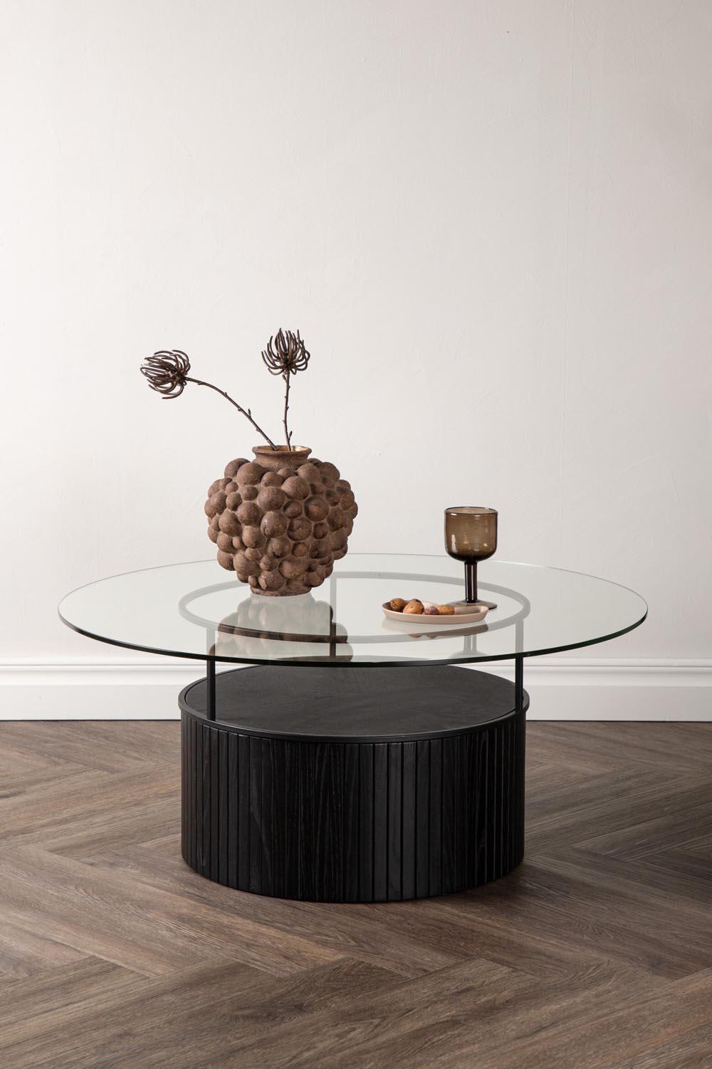 Bovall Coffee Tisch in Schwarz präsentiert im Onlineshop von KAQTU Design AG. Beistelltisch ist von Furniture Fashion