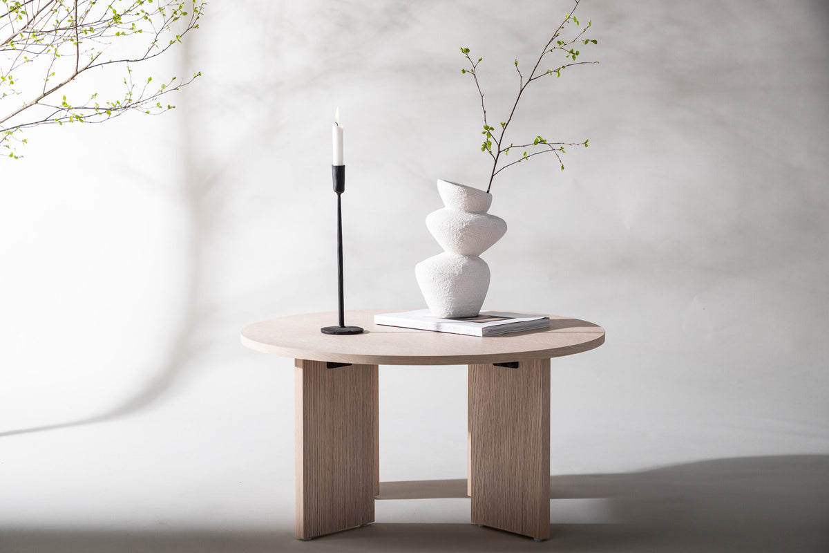 Askerön Beistelltisch in Tünchen präsentiert im Onlineshop von KAQTU Design AG. Beistelltisch ist von Vind