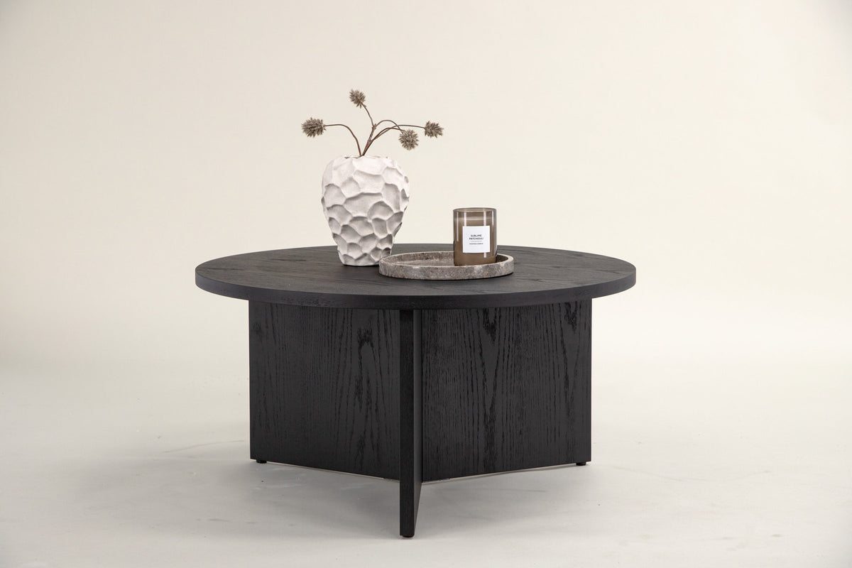 Saltö Beistelltisch in Schwarz präsentiert im Onlineshop von KAQTU Design AG. Beistelltisch ist von Vind