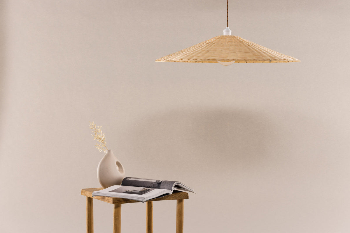 Herrestad Pendelleuchte in Natur präsentiert im Onlineshop von KAQTU Design AG. Pendelleuchte ist von Vind