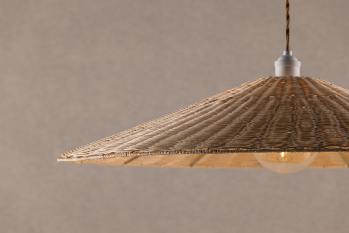 Herrestad Pendelleuchte in Natur präsentiert im Onlineshop von KAQTU Design AG. Pendelleuchte ist von Vind