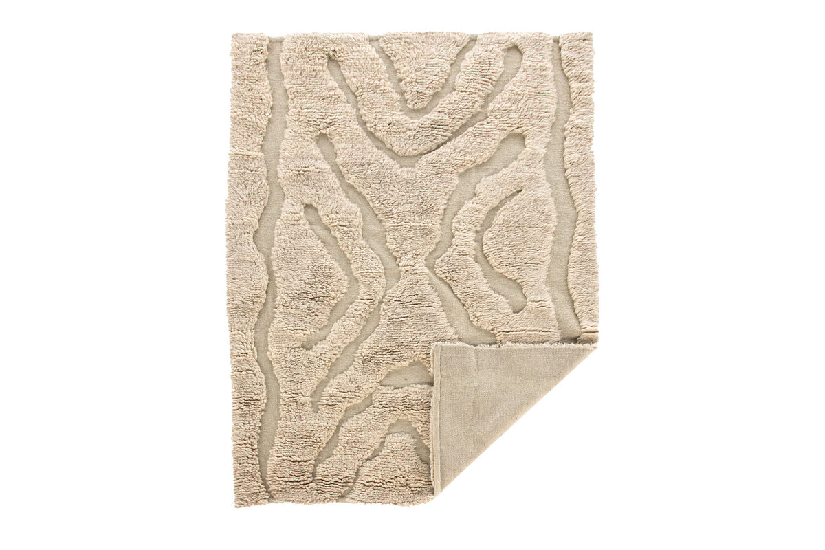 Trondheim x Josefin Lustig Teppich in Beige präsentiert im Onlineshop von KAQTU Design AG. Teppich ist von Vind