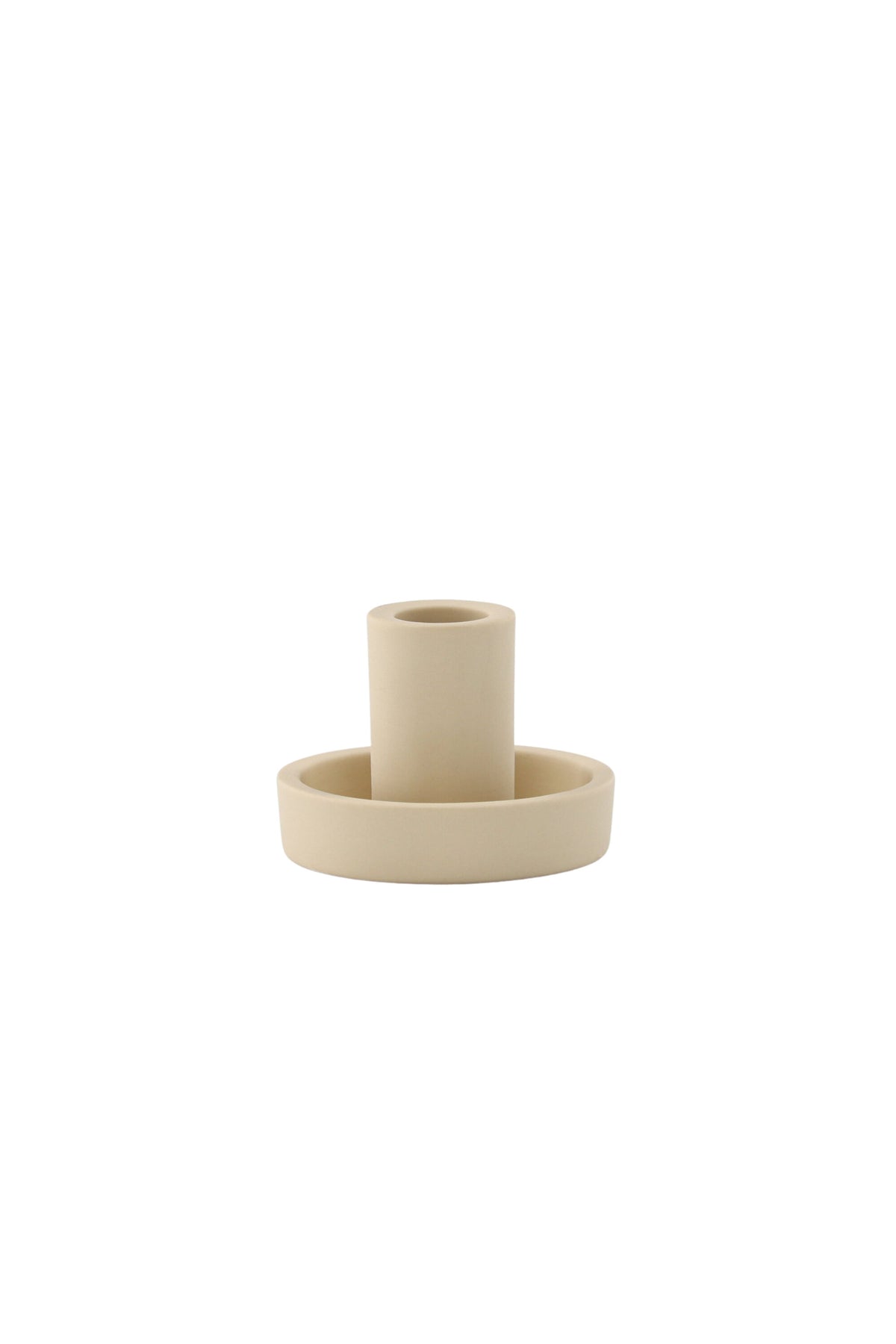 Runder weisser Kerzenständer Ceco aus Ton mit schlichter, minimalistischer Form, Durchmesser 11 cm, Höhe 6 cm.