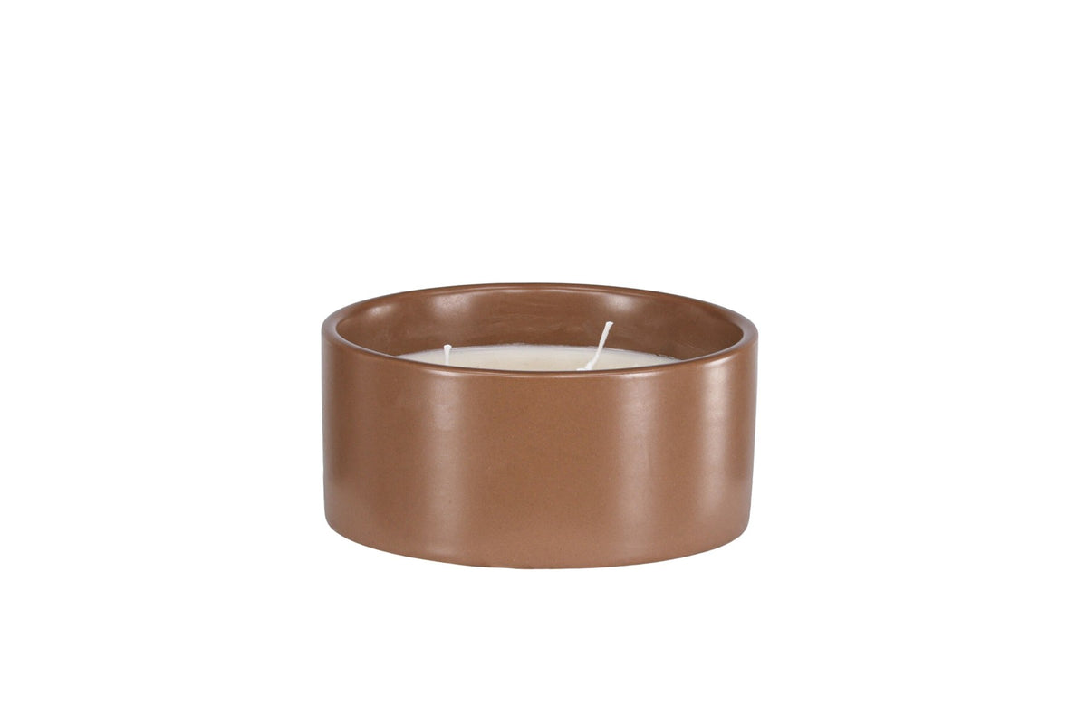 Runde Duftkerze aus braunem Keramikgefäss, Durchmesser 13 cm, Höhe 6 cm, von Venture Home aus der Serie Douglas.