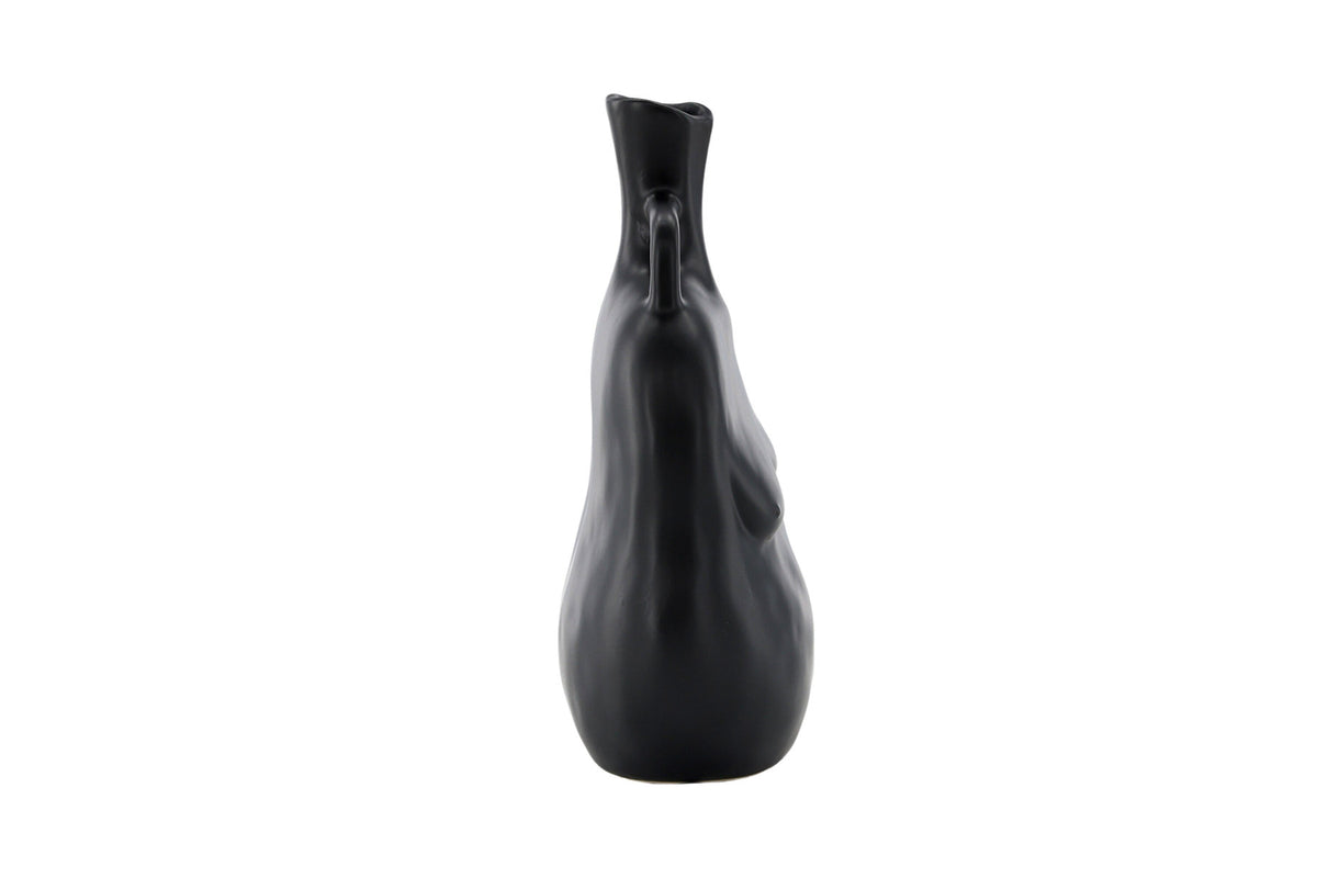 Conta Vase in Schwarz präsentiert im Onlineshop von KAQTU Design AG. Vase ist von Venture Home
