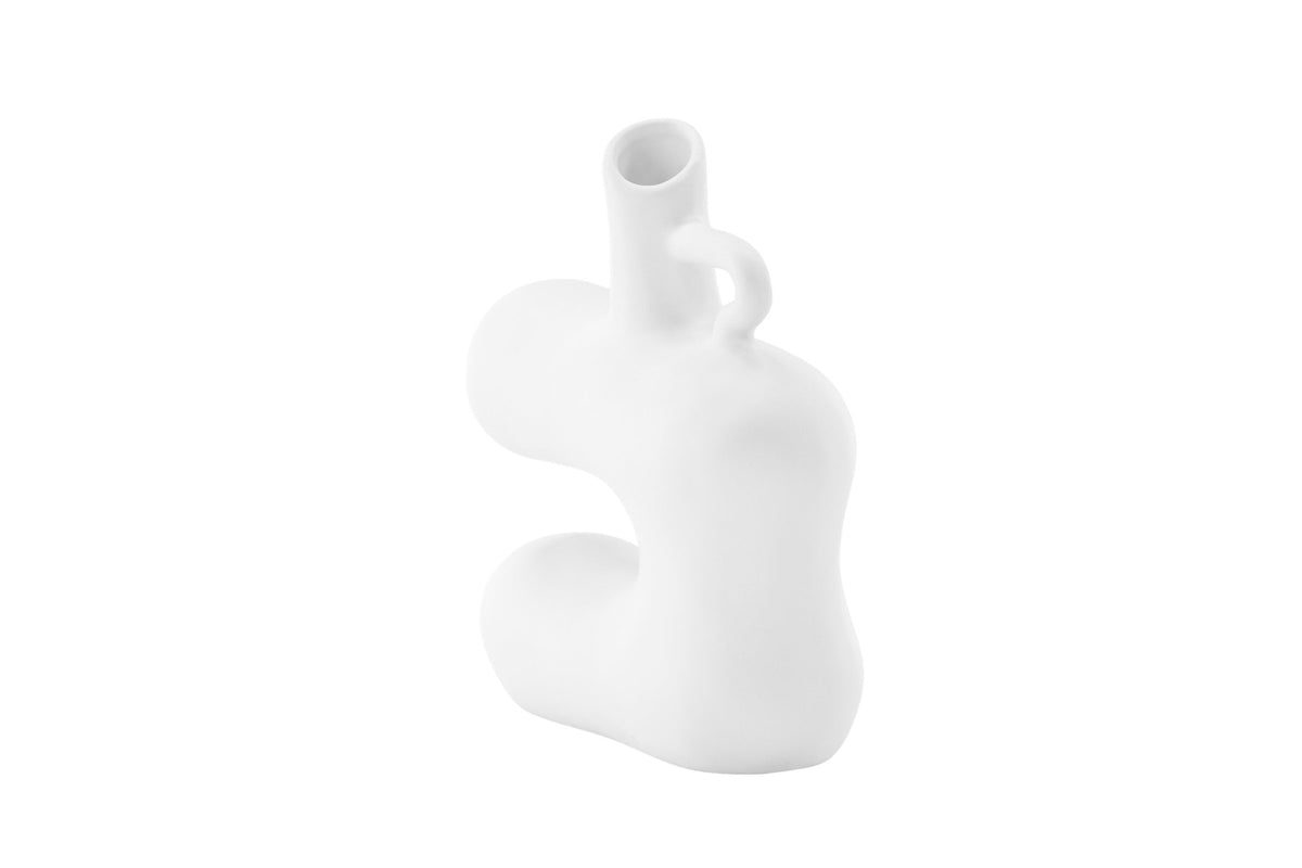 Weisse Vase Dity aus Steinzeug mit schmaler Öffnung, schlanker Form und glatter Oberfläche, freigestellt fotografiert.
