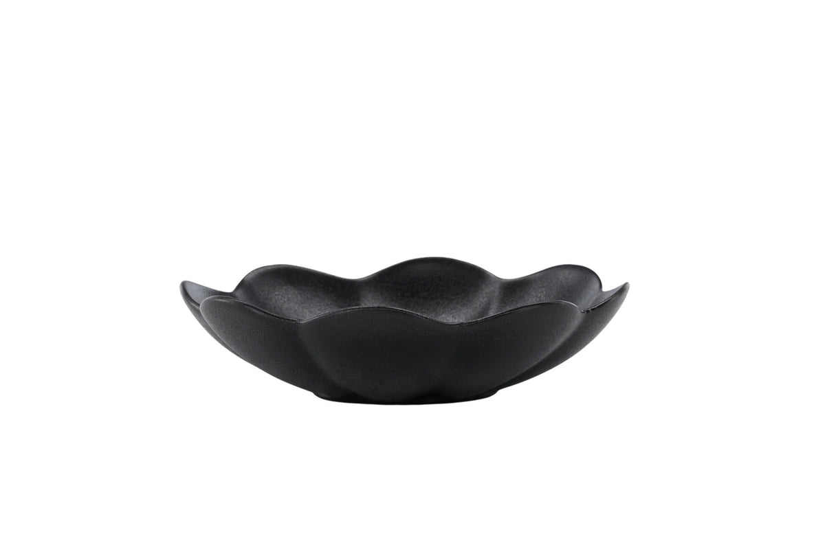 Wabi Sabi Teller in Schwarz präsentiert im Onlineshop von KAQTU Design AG. Teller ist von Venture Home