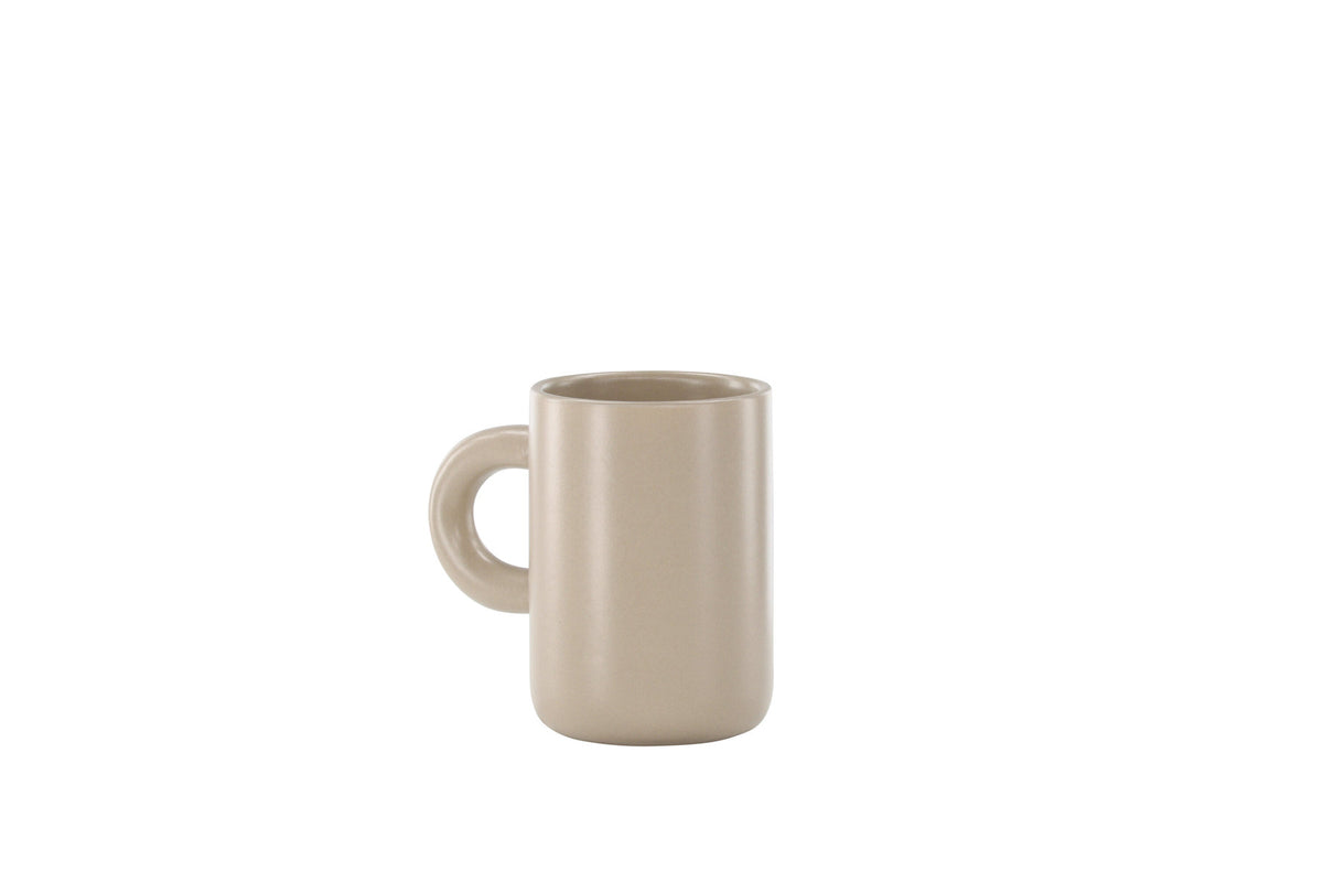 Active Kaffeetasse in Beige präsentiert im Onlineshop von KAQTU Design AG. Kaffeetassen ist von Venture Home