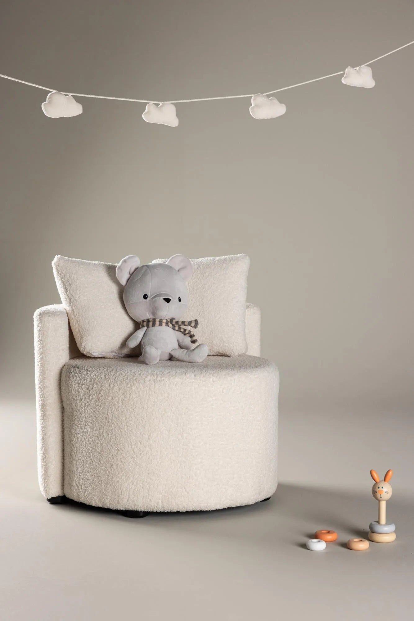 Kelso Kids Sofa: Bequemes, farbenfrohes Highlight für Kinderzimmer.