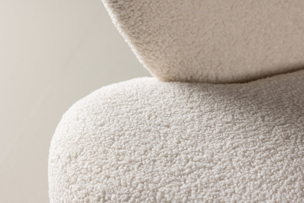 Kids Kids Sofa in Weiss präsentiert im Onlineshop von KAQTU Design AG. Sofa ist von Venture Home