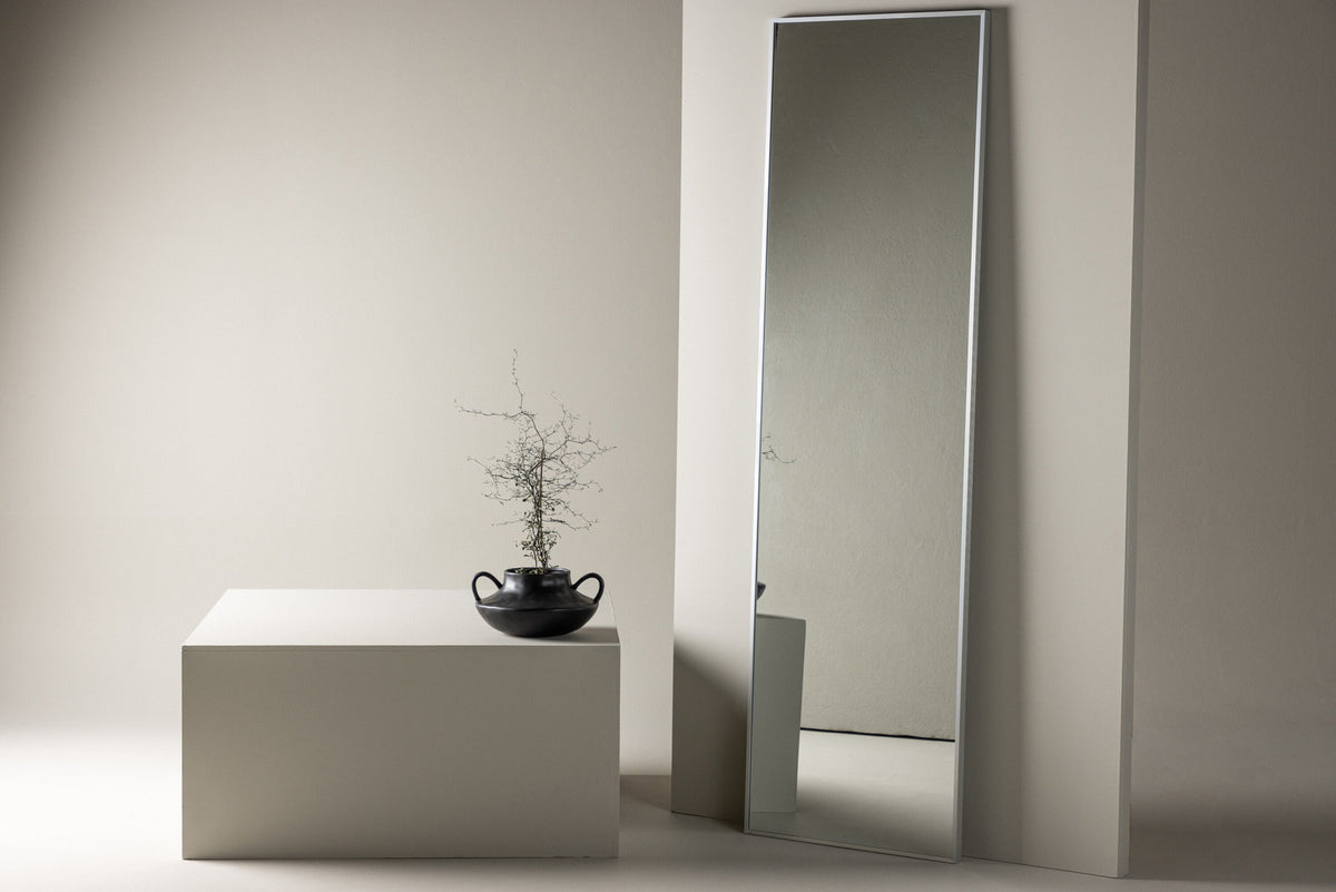 Dalton Spiegel in Silber präsentiert im Onlineshop von KAQTU Design AG. Spiegel ist von Venture Home
