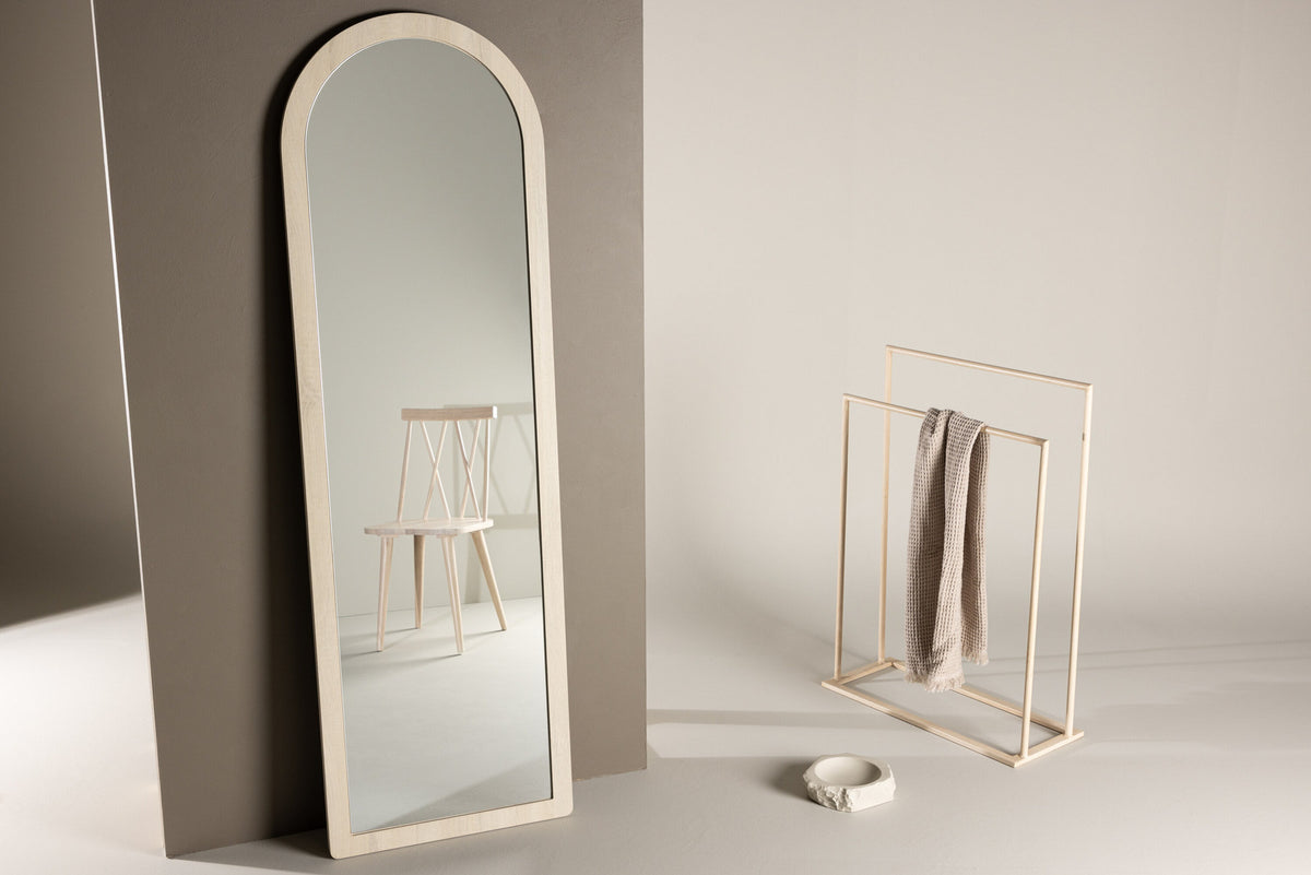 Memphis Spiegel in Tünchen präsentiert im Onlineshop von KAQTU Design AG. Spiegel ist von Venture Home