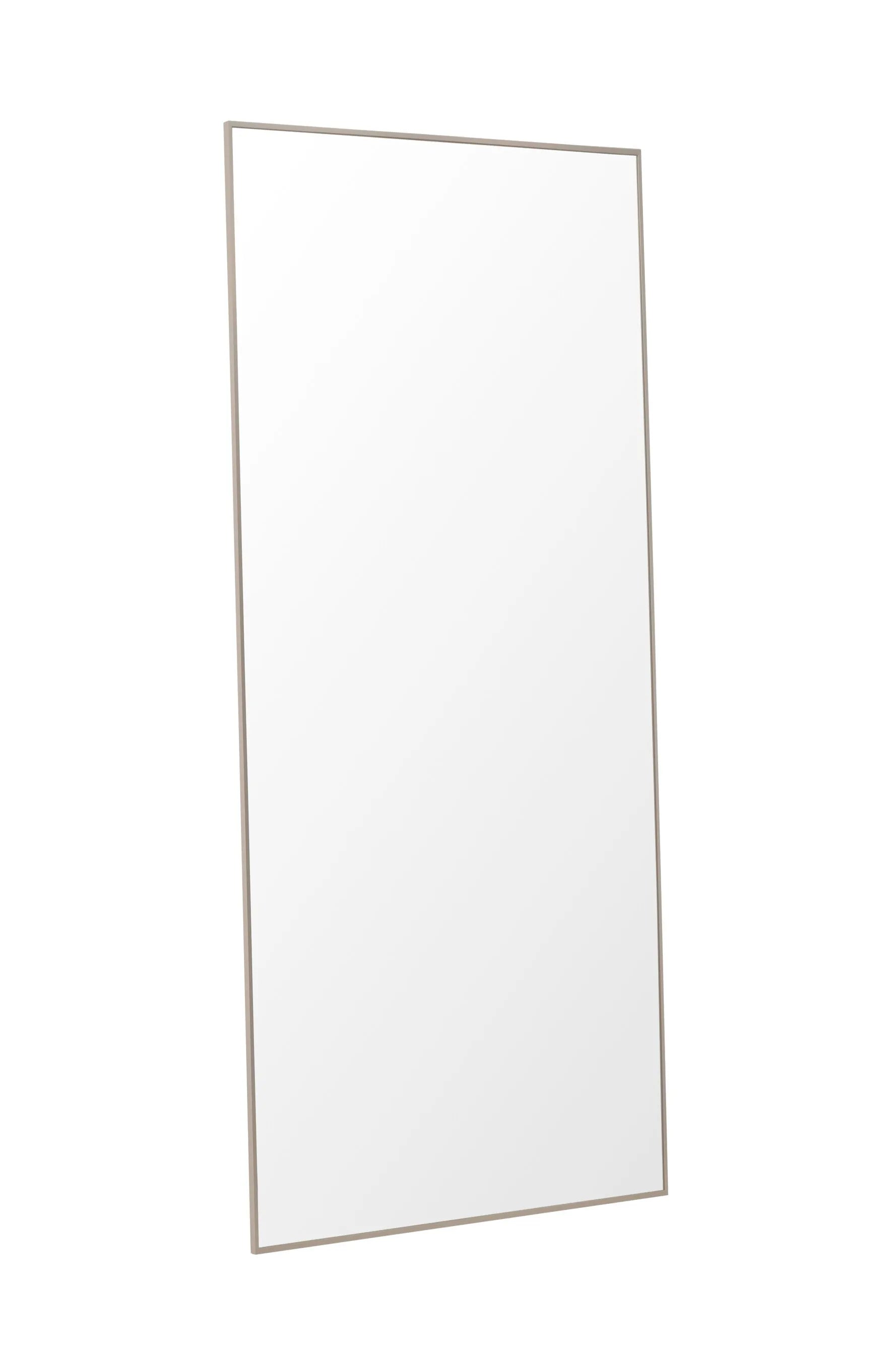 Eleganter Spiegel mit klarem Glas, modernem Design und zeitloser Ästhetik für stilvolle Raumvergrößerung.