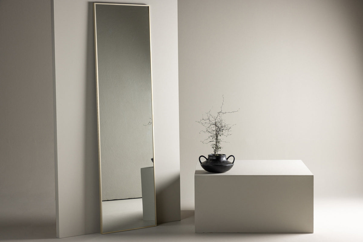 Spiegel Orlando Large in Beige präsentiert im Onlineshop von KAQTU Design AG. Spiegel ist von Venture Home