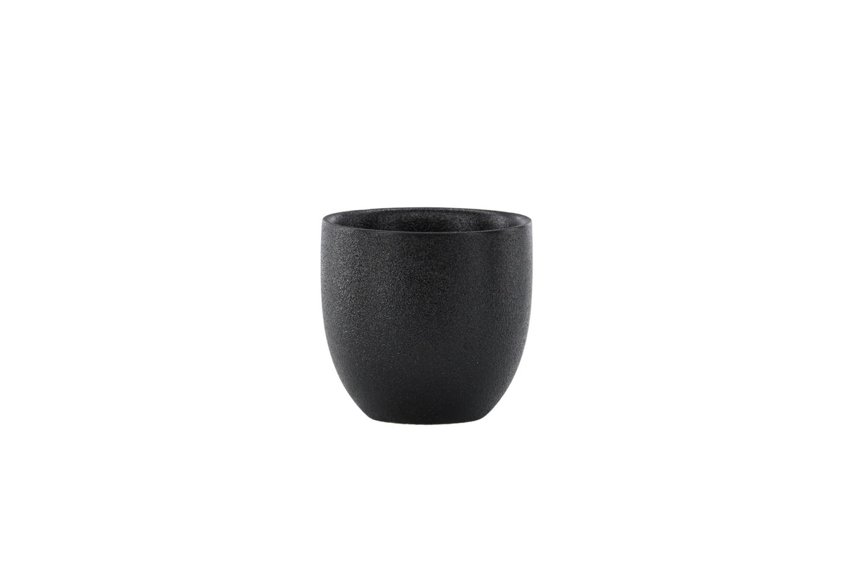 Wabi Sabi Kaffeetasse in Schwarz präsentiert im Onlineshop von KAQTU Design AG. Kaffeetassen ist von Venture Home