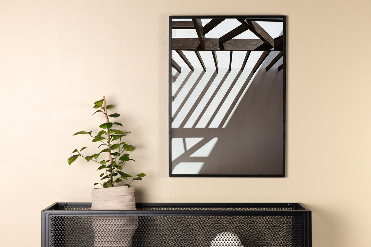 Roof Poster in Weiss präsentiert im Onlineshop von KAQTU Design AG. Bild ist von Venture Home