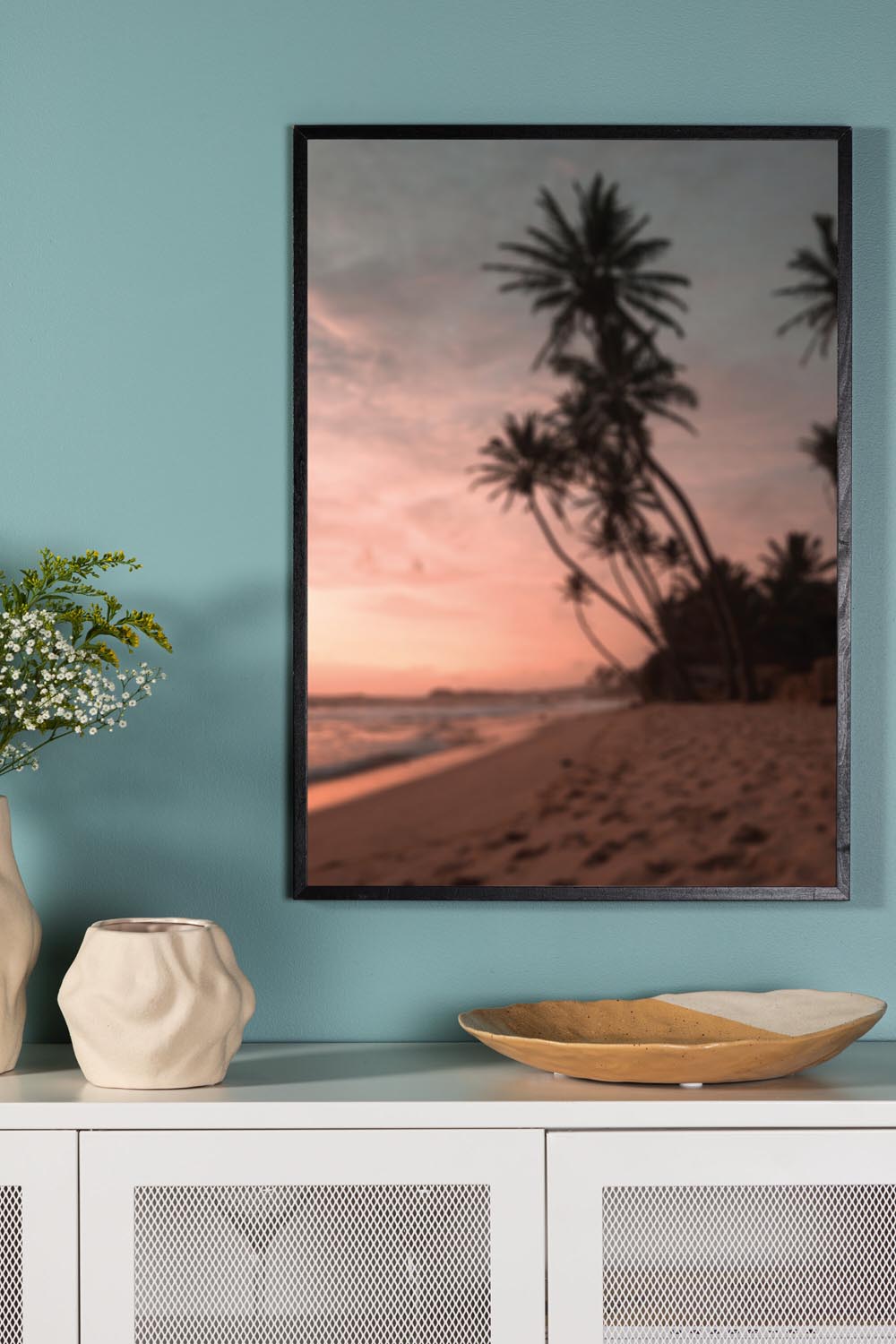 Summer Poster in Rosa präsentiert im Onlineshop von KAQTU Design AG. Bild ist von Venture Home