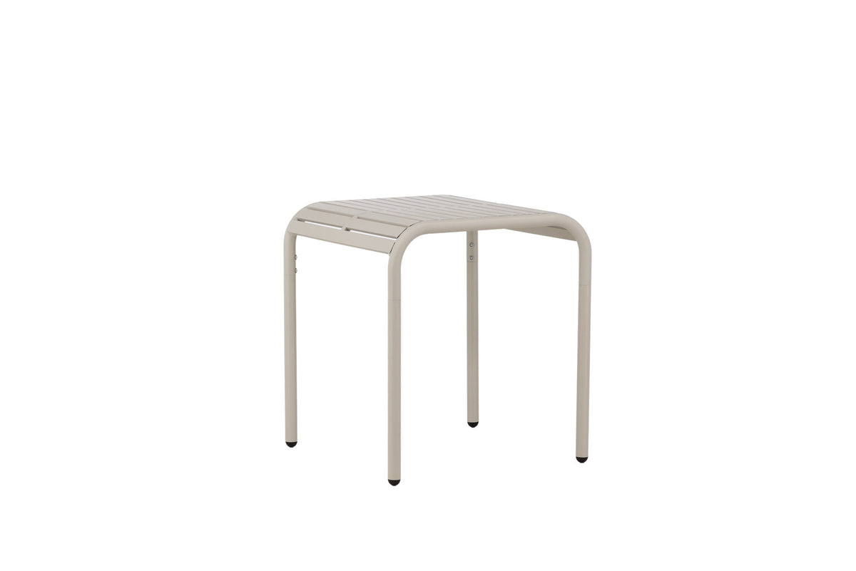 Borneo Beistelltisch in Beige präsentiert im Onlineshop von KAQTU Design AG. Beistelltisch Outdoor ist von Venture Home