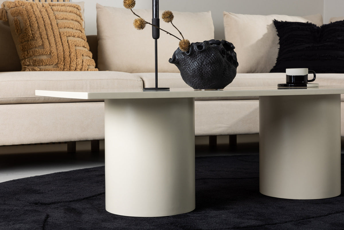 Sandvika Tisch in Beige präsentiert im Onlineshop von KAQTU Design AG. Beistelltisch ist von Venture Home