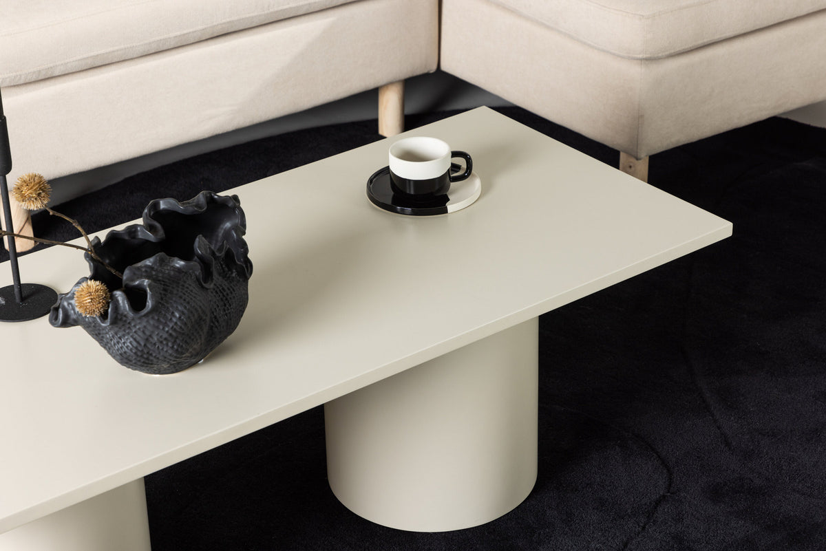 Sandvika Tisch in Beige präsentiert im Onlineshop von KAQTU Design AG. Beistelltisch ist von Venture Home