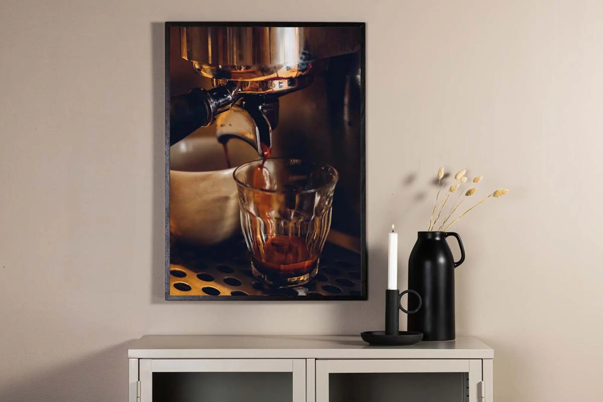 Kaffee-Kunstwerk von Venture Home: Verleiht Ihrer Küche Charme.