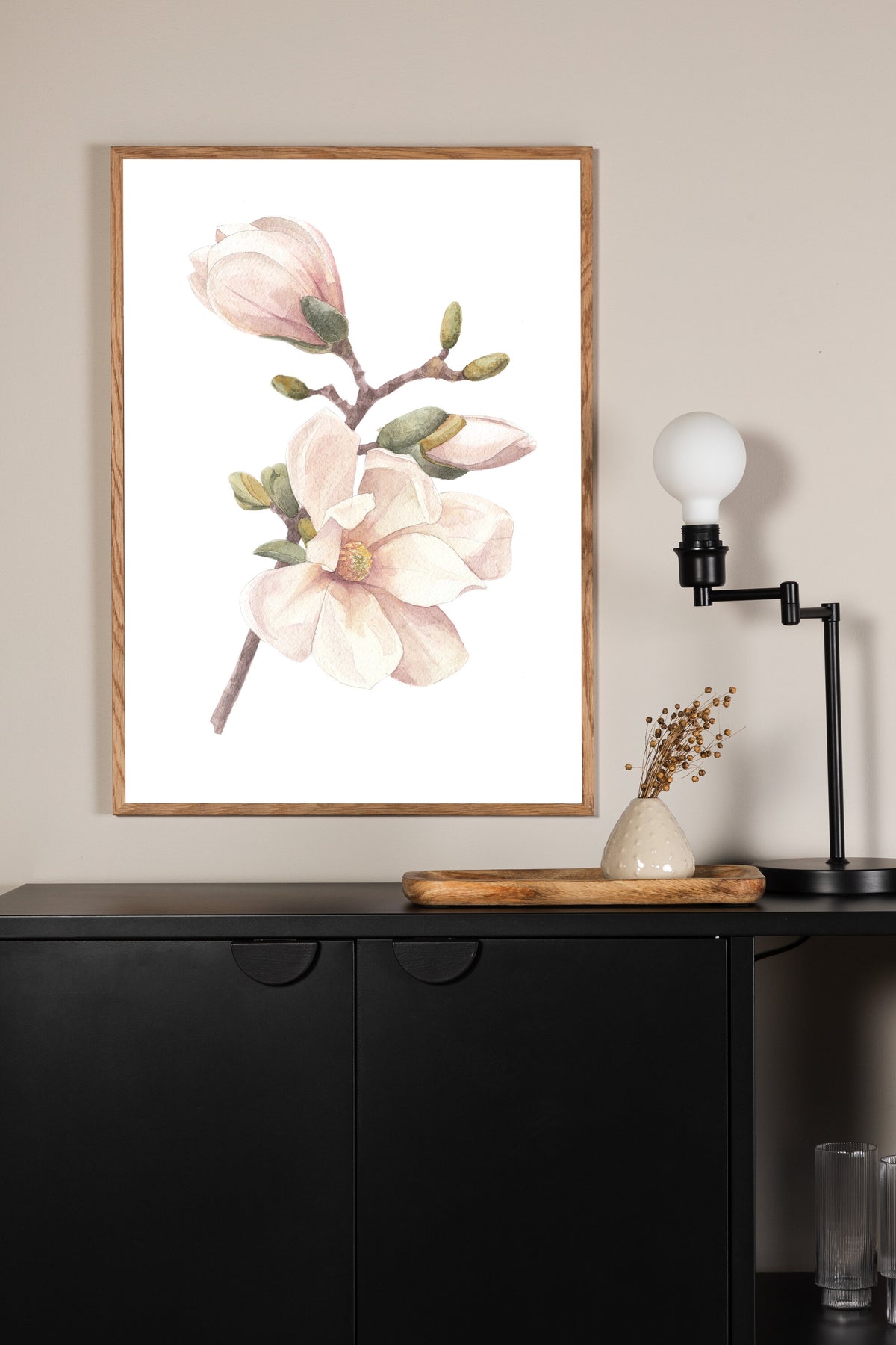 Hand made Poster in Rosa präsentiert im Onlineshop von KAQTU Design AG. Bild ist von Venture Home