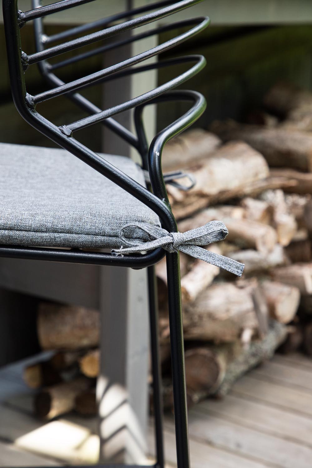 Milano Barstuhl Outdoor in Schwarz präsentiert im Onlineshop von KAQTU Design AG. Outdoor-Barstuhl ist von Venture Home