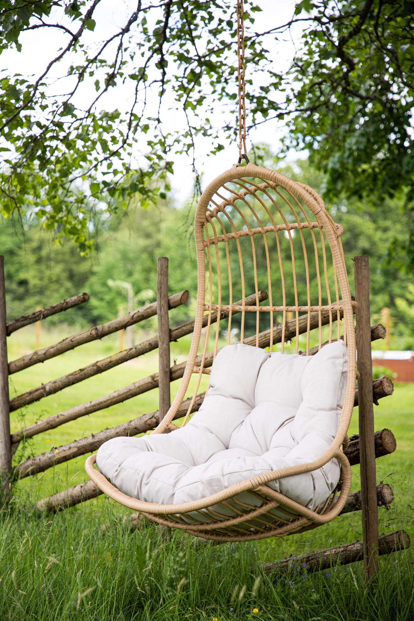 Pulau hanging chair