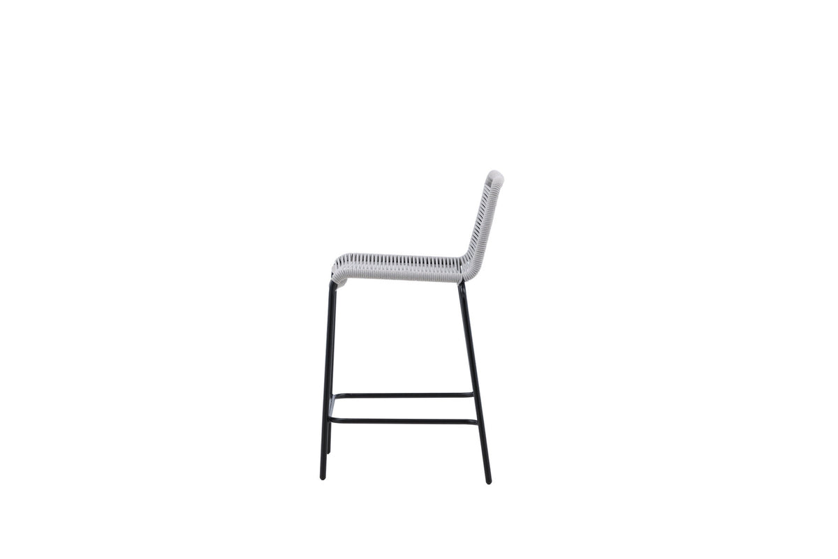 Nettan Barstuhl Outdoor in Hellgrau präsentiert im Onlineshop von KAQTU Design AG. Outdoor-Barstuhl ist von Venture Home