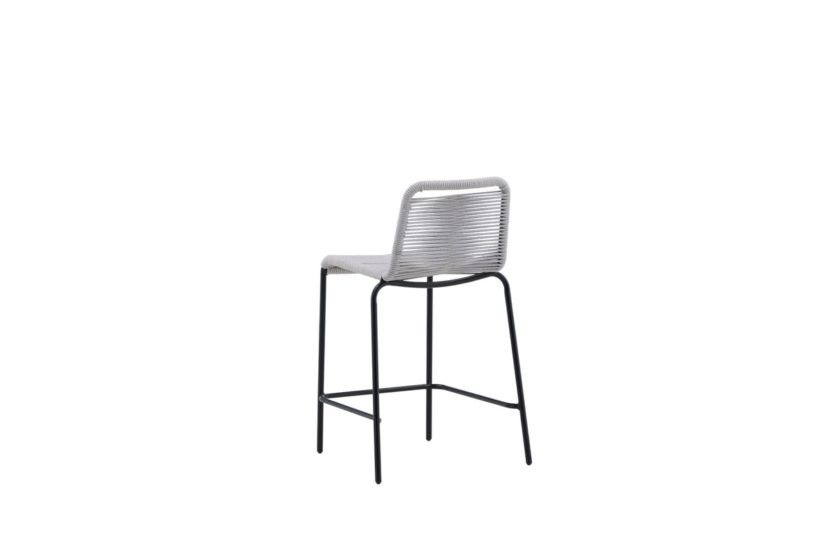 Nettan Barstuhl Outdoor in Hellgrau präsentiert im Onlineshop von KAQTU Design AG. Outdoor-Barstuhl ist von Venture Home