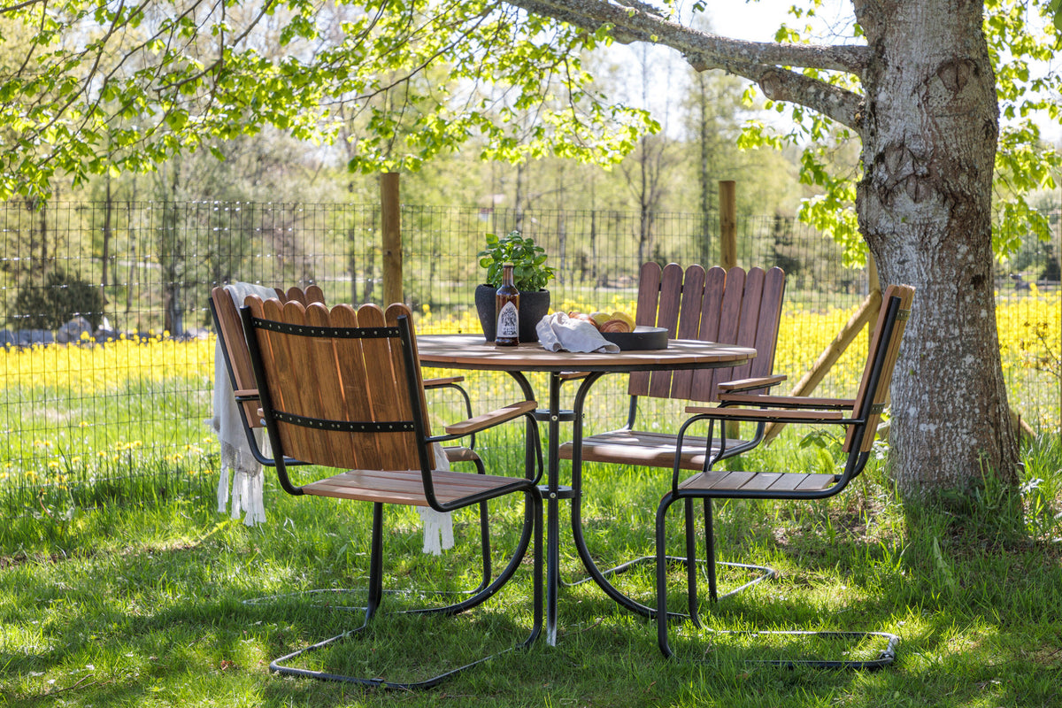 Holmsund Outdoor-Tischset ⌀100cm/4St. in Natur präsentiert im Onlineshop von KAQTU Design AG. Gartentischset ist von Venture Home