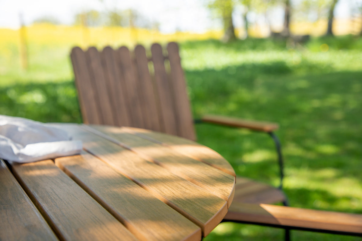 Holmsund Outdoor-Tischset ⌀100cm/4St. in Natur präsentiert im Onlineshop von KAQTU Design AG. Gartentischset ist von Venture Home