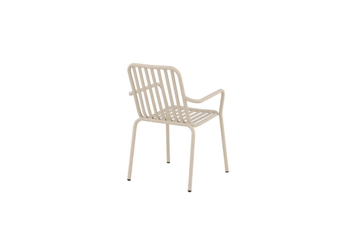 Peking Gartenstuhl in Beige präsentiert im Onlineshop von KAQTU Design AG. Gartenstuhl mit Armlehnen ist von Venture Home