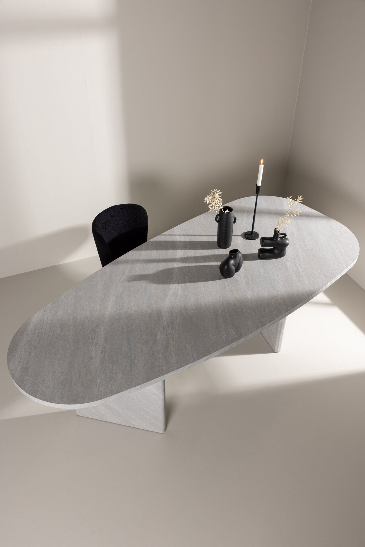 Grönvik Tisch in Weiss präsentiert im Onlineshop von KAQTU Design AG. Esstisch ist von Venture Home