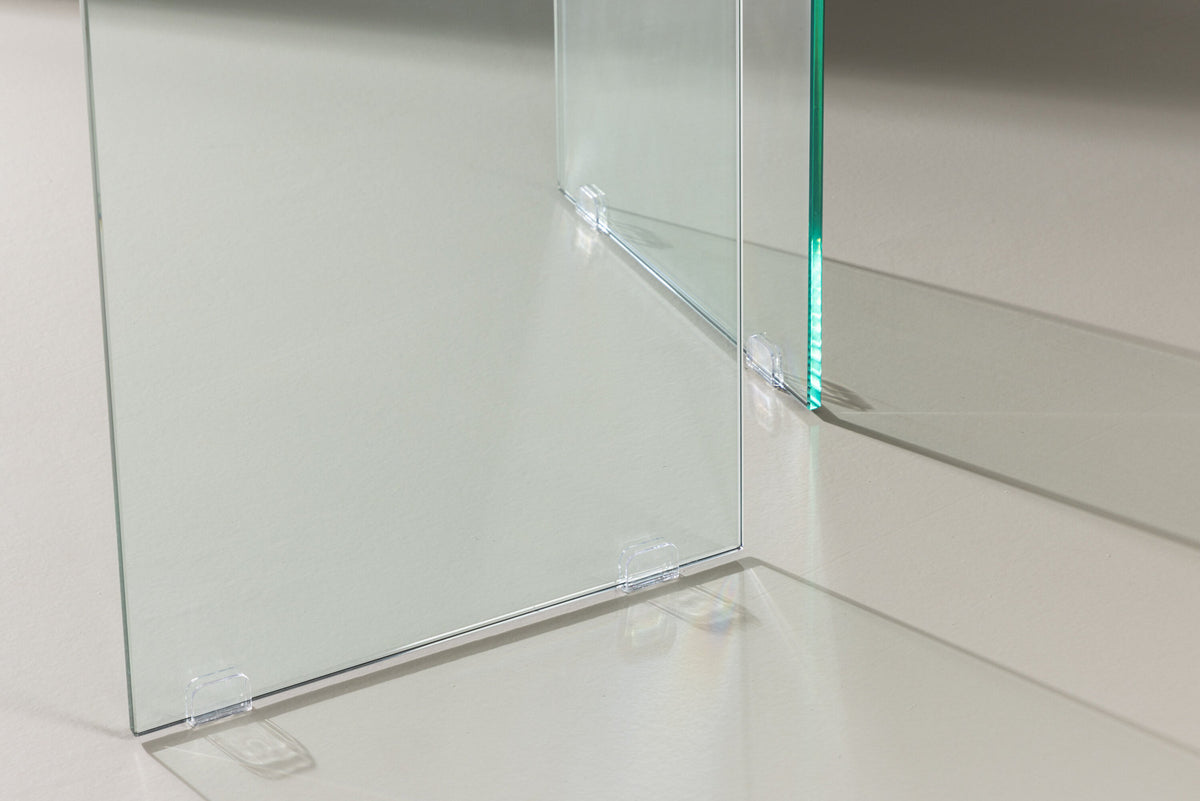 Ester Esstisch in Hellgrau präsentiert im Onlineshop von KAQTU Design AG. Esstisch ist von Venture Home