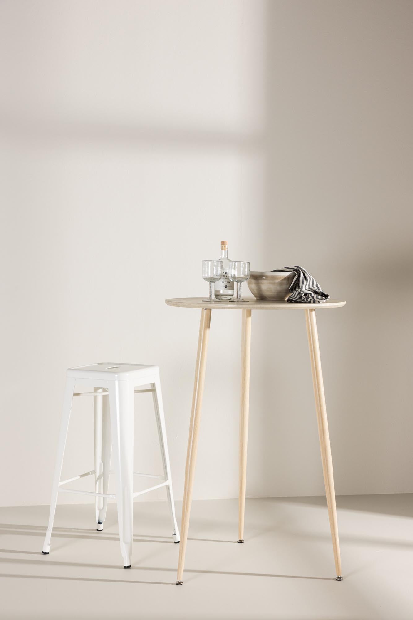 Plaza bar table