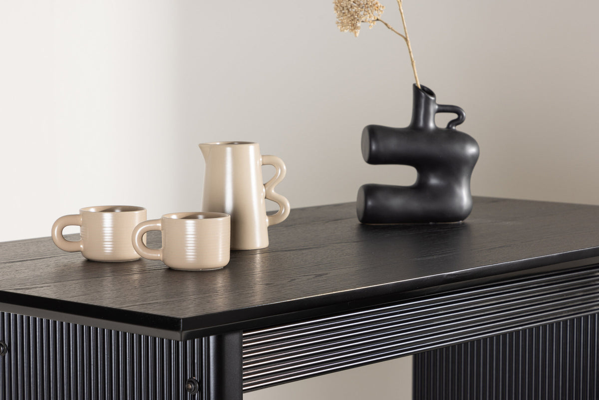 Vail Bartisch in Schwarz präsentiert im Onlineshop von KAQTU Design AG. Hochtisch ist von Venture Home