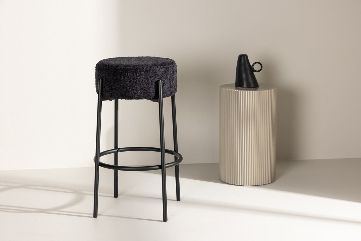 Tucson Barstuhl in Schwarz präsentiert im Onlineshop von KAQTU Design AG. Barstuhl ist von Venture Home